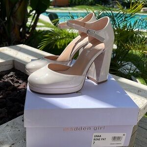 Brand new light tan shoes. 4” heel